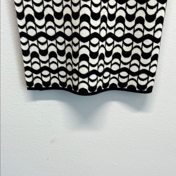 ✨House of Harlow 1960 Black and White Geometric Sheath Dress 👗 - Picture 10 of 13